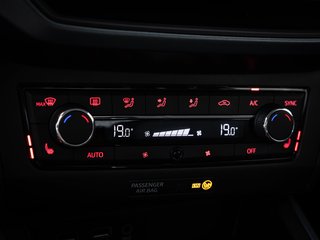 SEAT Arona 1.0 TSI Style NAVI KLIMA SHZ - bilder 2