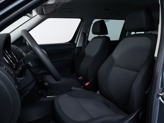 Skoda Yeti 1.2 TSI Active Plus Edition  AHK SHZ - bilder 10