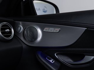 Mercedes-Benz C 300 4M AMG-LINE  DISTR MBEAM BURMESTER 360° - bilder 7