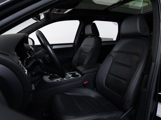 Volkswagen Touareg 3.0 TDI V6  BI-XENON PANO NAVI SPORT - foto 10
