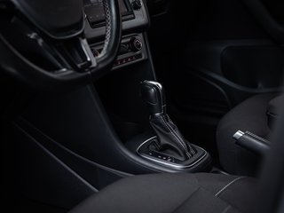 Volkswagen Polo V 1.2 TSI Louge  LED SHZ RFK - bilder 5
