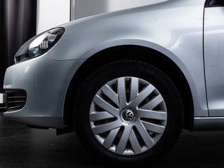 Volkswagen Golf 1.6 TDI Trendline 4Motion  KLIMA - bilder 6