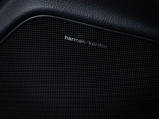 Mercedes-Benz C 63 AMG BI-XENON COMAND H-K PANO SHZ - bilder 4