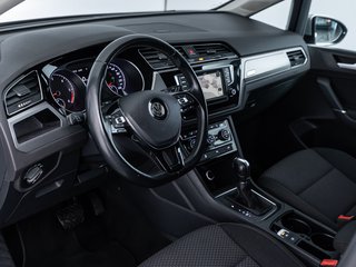 Volkswagen Touran 2.0 TDI Comfortline  LED NAVI SHZ TEMP - bilder 9