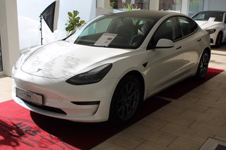 Tesla Model 3 Basis RWD