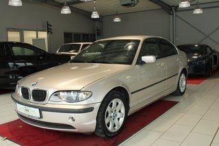 BMW 318 Used vehicle for sale
