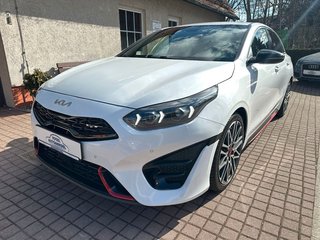 Kia pro cee'd*AUT*LED*KLAPPENAUSP*JBL*ALCANTARA*