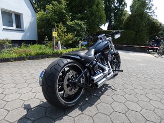Harley-Davidson Breakout Gebrauchtwagen Kaufen