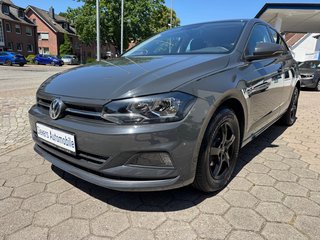 Volkswagen Polo VI Comfortline DSG CarPlay Klima