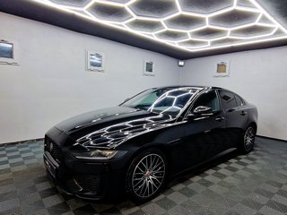 Jaguar XE Gebrauchtwagen Kaufen