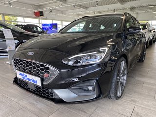 Ford Focus ST Turnier Panorama adaptive LED Scheinwerfer Headup