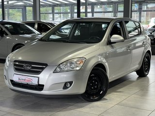 Kia Ceed 1.4 EX 8xbereift Klima - photo 1
