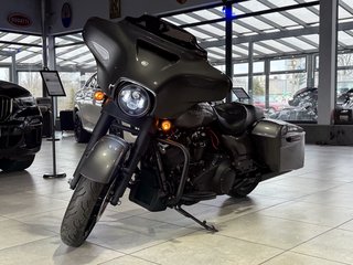 Harley-Davidson FLHXS Street Glide Special 107 LED Custom - foto 1