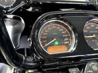 Harley-Davidson FLTRXS Road Glide Special 107ci LED CVO MATT - bilder 15