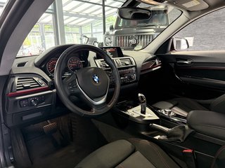 BMW 120 i Sport Line Aut. Tempomat LED Kamera Navi - bilder 9