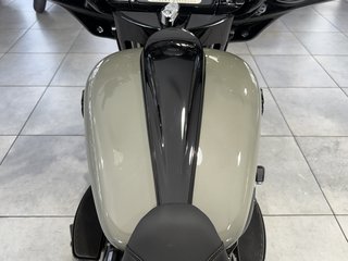 Harley-Davidson Street Glide FLHTCU 107 Electra UltraClassic APE - photo 10