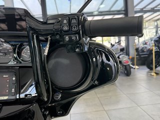 Harley-Davidson Street Glide FLHTCU 107 Electra UltraClassic APE - photo 20