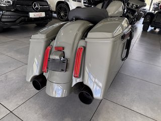 Harley-Davidson Street Glide FLHTCU 107 Electra UltraClassic APE - photo 8