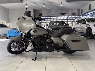 Harley-Davidson Street Glide FLHTCU 107 Electra UltraClassic APE - photo 2