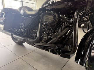 Harley-Davidson Road Glide 114 FLTRX APE LED Custom - bilder 8