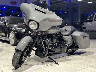Harley-Davidson Street Glide 107 FLHX CVO-Heck - photo 1