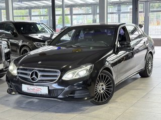 Mercedes-Benz E 220CDI BlueEfficiency Lim Leder LED Navi Tempo - photo 1