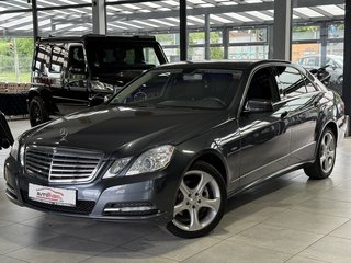 Mercedes-Benz E 200 CGI BlueEfficiency Elegance - bilder 1