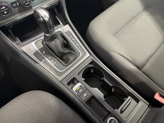Volkswagen Golf VII Comfortline BMT Navi Tempomat Klimaauto - bilder 20