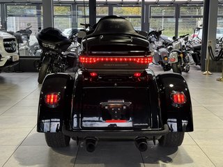 Harley-Davidson Trike Tri Glide Ultra 103ci Custom - foto 4