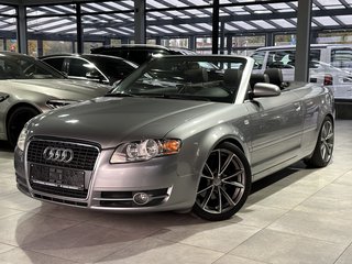 Audi A4 Cabriolet 1.8 T Tempomat Leder Bluetooth 18" - photo 1