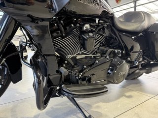 Harley-Davidson FLTRX Road Glide 114 LED APE - bilder 10