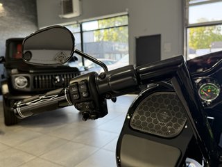 Harley-Davidson FLTRX Road Glide 114 LED APE - bilder 17
