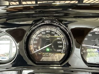 Harley-Davidson CVO Street Glide 114ci FLHXSE BOOM! AudioStage2 - photo 19
