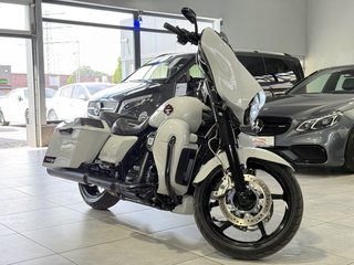 Harley-Davidson CVO Street Glide 114ci FLHXSE BOOM! AudioStage2 - photo 7