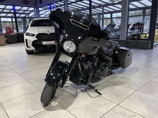 Harley-Davidson Street Glide FLHX 107 Tempomat CVO-Heck Custom - bilder 1