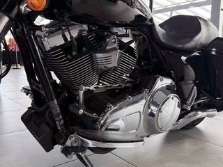 Harley-Davidson FLHXS Street Glide Special 103 LED - bilder 13