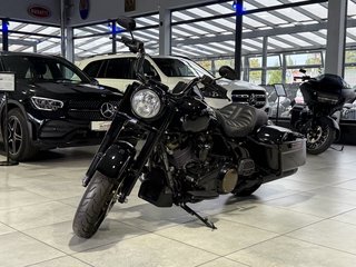 Harley-Davidson Road King FLHR 107 CVO Custom AllBlack Tempomat - bilder 1