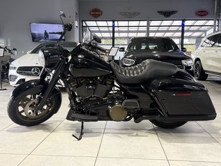 Harley-Davidson Road King FLHR 107 CVO Custom AllBlack Tempomat - bilder 2