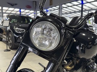 Harley-Davidson Road King FLHR 107 CVO Custom AllBlack Tempomat - bilder 14