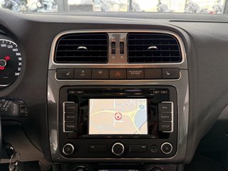 Volkswagen Polo V Highline Klimaauto Navi SHZ Pano LM-16" - bilder 18