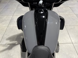 Harley-Davidson FLHTK Street Glide Ultra Limited 114 APE CVO - bilder 14