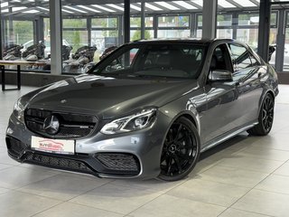 Mercedes-Benz E63 AMG Lim SpeedShift KeylessGo Pano ACC Kamera - photo 1