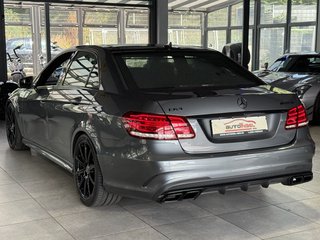 Mercedes-Benz E63 AMG Lim SpeedShift KeylessGo Pano ACC Kamera - photo 4