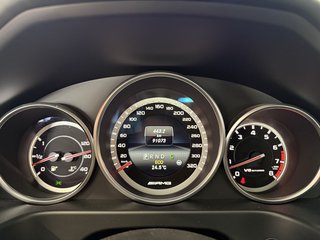 Mercedes-Benz E63 AMG Lim SpeedShift KeylessGo Pano ACC Kamera - photo 17