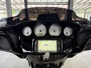 Harley-Davidson FLHXS Street Glide Special 107 LED APE Custom - photo 18