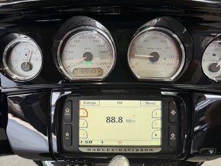 Harley-Davidson FLHXS Street Glide Special 107 LED APE Custom - photo 20