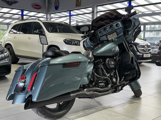 Harley-Davidson CVO Street Glide 114ci FLHXSE LED APE 19" - photo 5