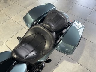 Harley-Davidson CVO Street Glide 114ci FLHXSE LED APE 19" - photo 13