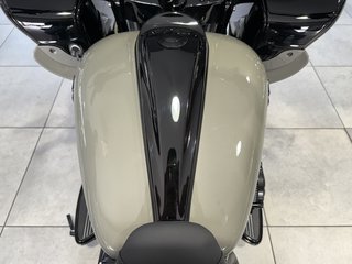 Harley-Davidson FLTRXS Road Glide Special 114ci LED - bilder 18