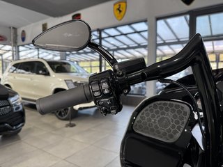 Harley-Davidson FLTRXS Road Glide Special 114ci LED - bilder 12